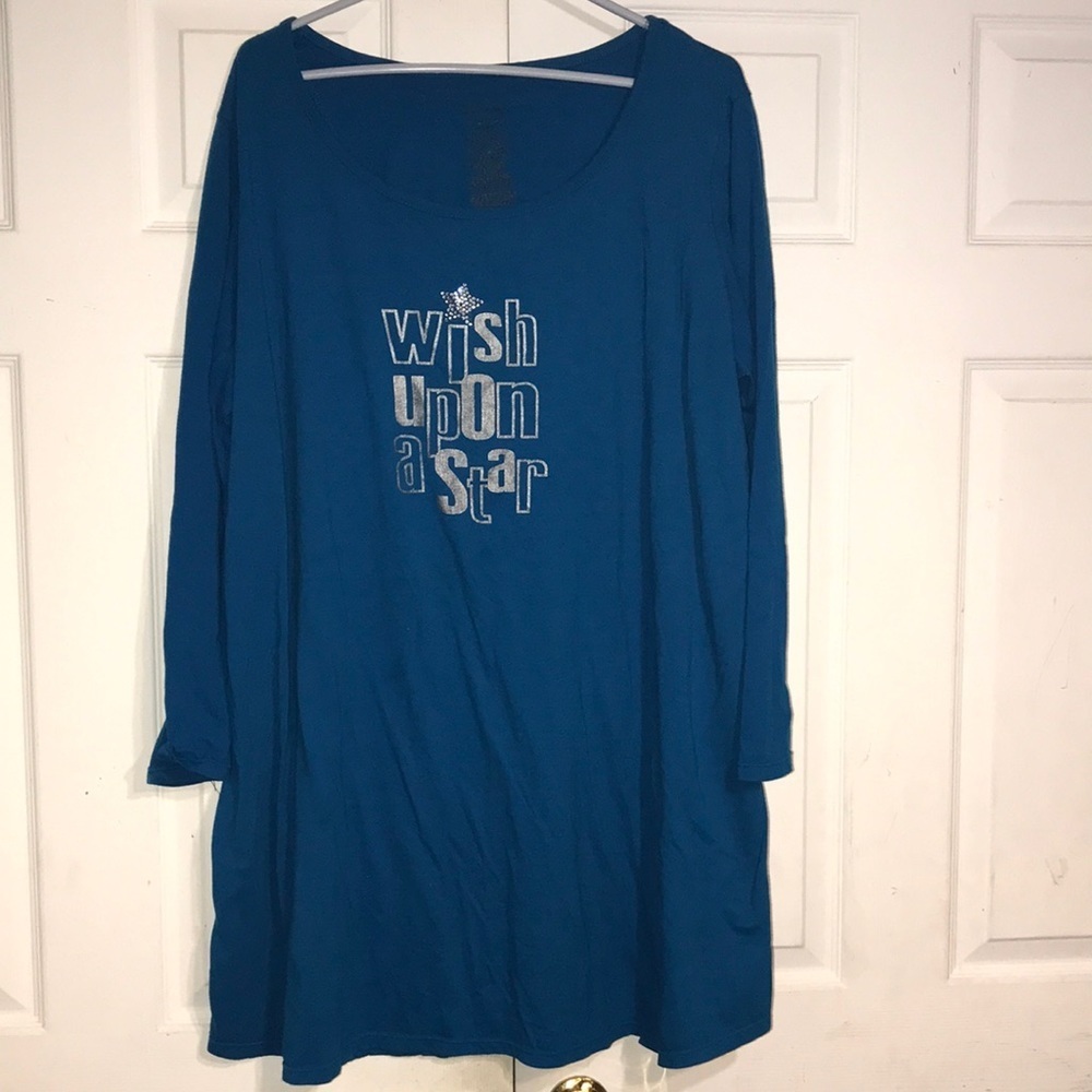 Women’s White Stag Tunic Top
